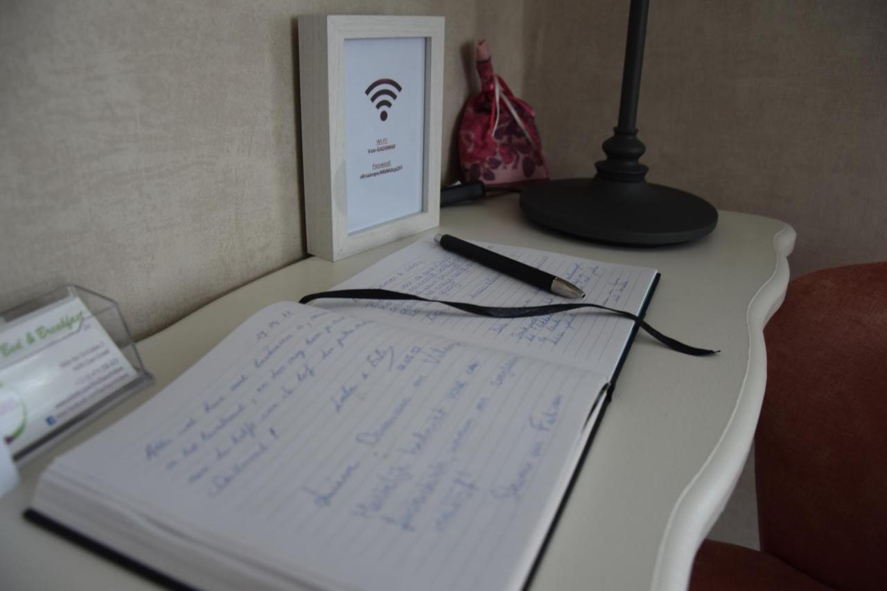 B&B La Villa Orchidees, Breakfast Included Bassenge Dış mekan fotoğraf