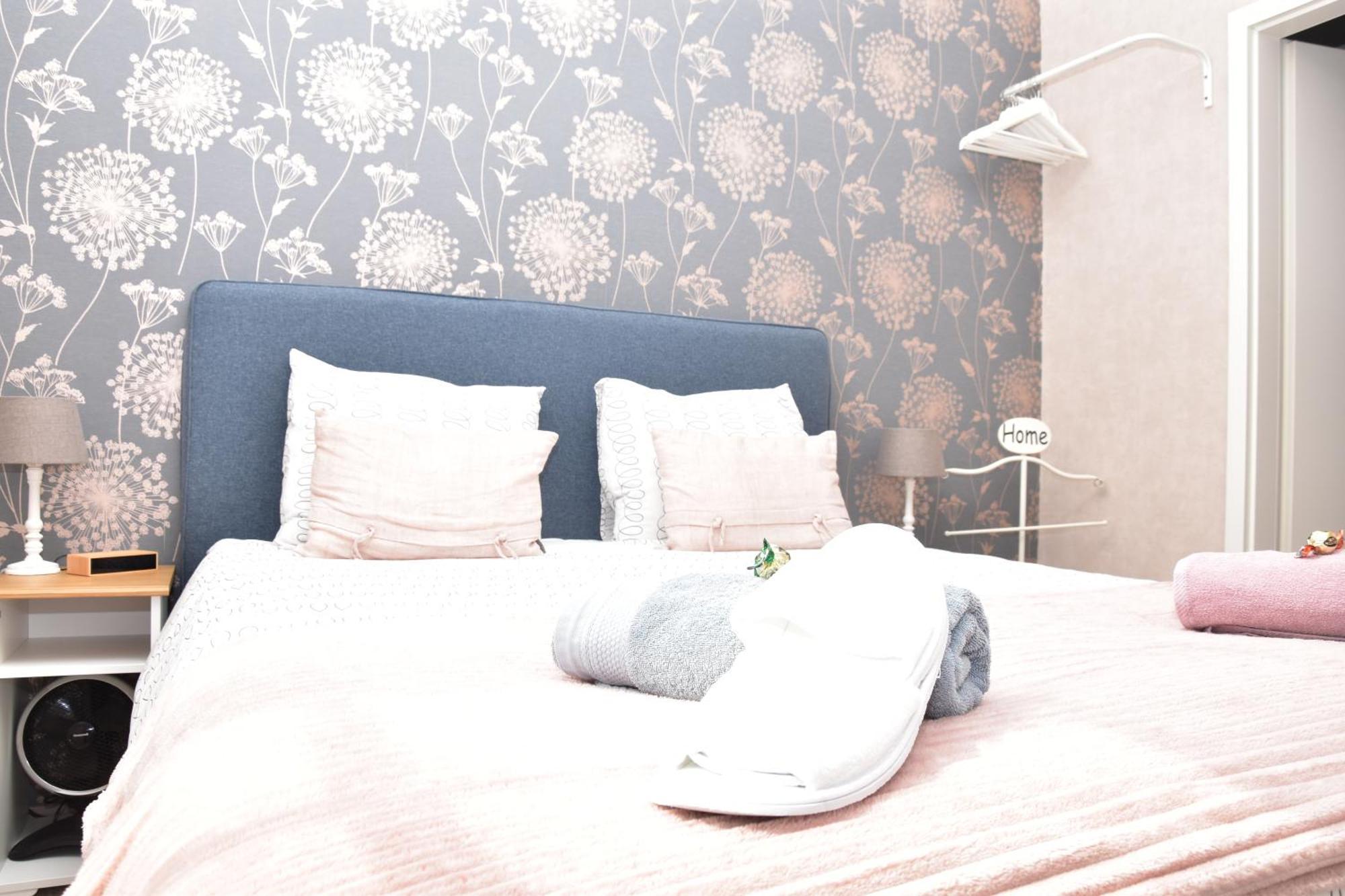 B&B La Villa Orchidees, Breakfast Included Bassenge Dış mekan fotoğraf